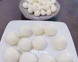 Hình bước làm 2 của món Chè trôi nước nhân dừa đậu xanh
