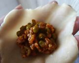 Foto langkah ke 3 dari resep Pastel Kentang Isi Kari Daging Sapi ala Mbak Desirayu Merah Putih.