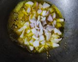 A picture of step 3 of Aloo gobhi.