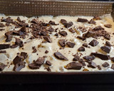 Foto del paso 3 de la receta: Budín de yogur, limón y dulce de batata