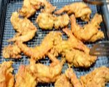 Foto langkah ke 4 dari resep Udang goreng tepung renyah dan juicy.