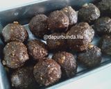 Foto langkah ke 3 dari resep Bola Biskuit Chocomalt (no panggang/no kukus).