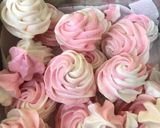 Une image de l'étape 9 de Meringues.