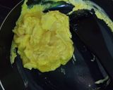 Foto langkah ke 4 dari resep Telur dadar ala McD.