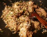 Foto del paso 18 de la receta: Wok de arroz cremoso con pollo,en salsa de pate y pimientos