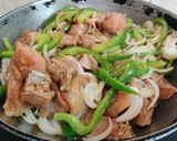 A picture of step 3 of Chilli Chicken with Sauces.