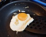 A picture of step 1 of Breakfast Burger.