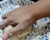 A picture of step 3 of Methi mathri.