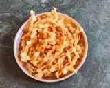 A picture of step 3 of Sabudana Tomato Potato Chakri.