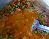 A picture of step 7 of Matar paneer.