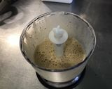Une image de l'étape 4 de Sauce salade à la moutarde, persil et deux vinaigres.