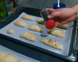 Foto del paso 10 de la receta: Medias noches con chocolate