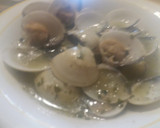 Foto del paso 4 de la receta: Almejas amb salsa marinera verde i vi blanc