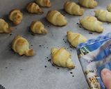 Foto del passaggio 4 della ricetta Cornetti veloci al cioccolato 🍫 😋