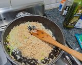 Foto del paso 5 de la receta: Arroz con huevo para valientes (una buena receta para el frío, estando dispuestos a dejar el hígado)