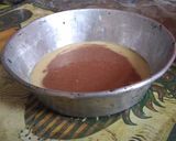 A picture of step 2 of Zebra cake.