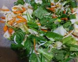 Foto langkah ke 5 dari resep Mie Goreng Sayur.