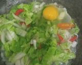 Foto langkah ke 3 dari resep Tumis Sawi Simpel.
