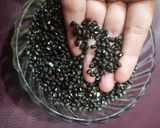 A picture of step 1 of Dal makhani.