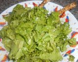 Φωτογραφία βήματος 2 της συνταγής Dressing για πράσινη σαλάτα του Άκη Πετρετζίκη