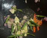 Foto langkah ke 1 dari resep Lodeh Praktis (Terong Buncis Tahu).