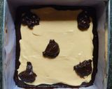 Foto langkah ke 7 dari resep Cheesecake Brownies.