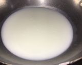 A picture of step 3 of Caramel custard Rava pudding.