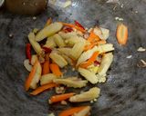 Foto langkah ke 2 dari resep Tumis Soleng, Wortel, Toge.
