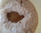 Foto del paso 1 de la receta: Tortas fritas dulces de harina integral y naranja