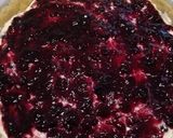 Foto del passaggio 3 della ricetta Crostata con crema di mascarpone, mirtilli e narmellata