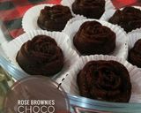 Foto langkah ke 4 dari resep Rose Brownies Choco.