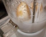 A picture of step 1 of Banana shake.