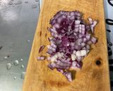 Une image de l'étape 5 de Feuille de chêne aux pignons, oignon rouge et leicester bleu.
