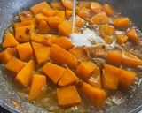 Foto del paso 4 de la receta: Pasta con salsa de Calabaza y avellanas tostadas 🎃