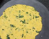 મેથી ના થેપલા (Methi Thepla Recipe In Gujarati) રેસીપી સ્ટેપ2ફોટો