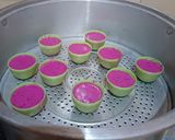 Foto langkah ke 4 dari resep Bolu Kukus Buah Naga.