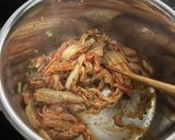 Hình bước làm 2 của món Canh kim chi đậu hũ