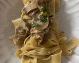 Foto del passaggio 4 della ricetta Pappardelle ai funghi porcini