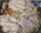 Foto langkah ke 4 dari resep Sup Ayam Kembang Tahu.