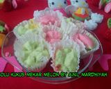 Foto langkah ke 7 dari resep Bolu kukus mekar melon magic com.