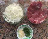 Foto del paso 1 de la receta: Bifes de bondiola a la mostaza + guarnición de arroz