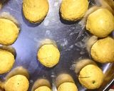 A picture of step 5 of Besan laddu (magaj).