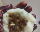 A picture of step 4 of Kakara pitha.