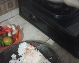 Foto langkah ke 4 dari resep Nasi goreng jawa bumbu uleg.