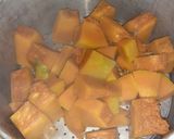 Foto langkah ke 2 dari resep Pumpkin's Pudding.