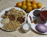 Foto del paso 1 de la receta: Pollo en salsa de 7 nueces (mole casero)