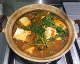 Foto langkah ke 4 dari resep Korean Kimchi Soup in Pot.