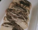A picture of step 8 of Marble tea cake(without oven).