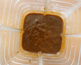 Foto del paso 2 de la receta: Carne de res en salsa de chile pasilla