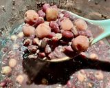 A picture of step 3 of Red Bean and Lotus Seed Soup.